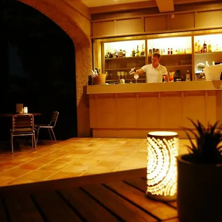 Les Moulins De Paillas Hotel